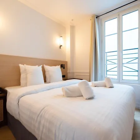 Austerlitz & Bastille's Apartman